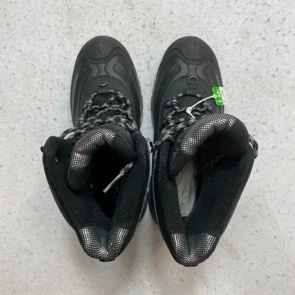 Columbia Bugaboot Plus III Snow Boots Mens 9.5 Black Omni-HeatWide BI2745-010